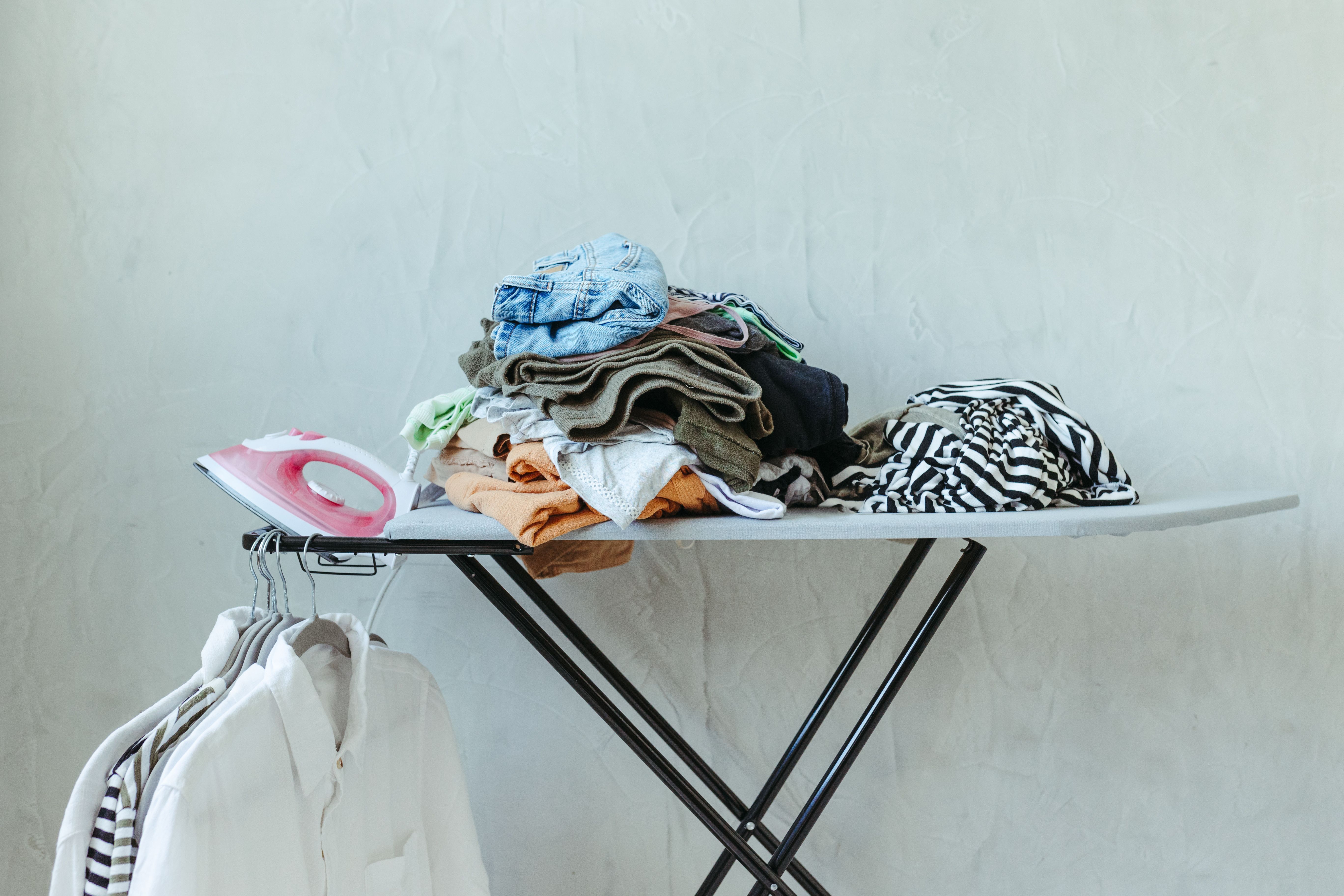 Jeans & Casual T-Shirts